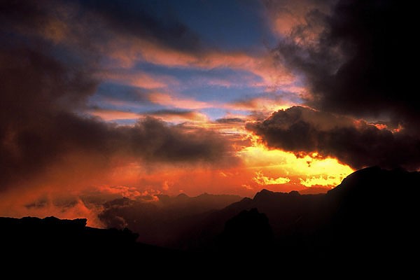 zachód słońca z Nido de Condores